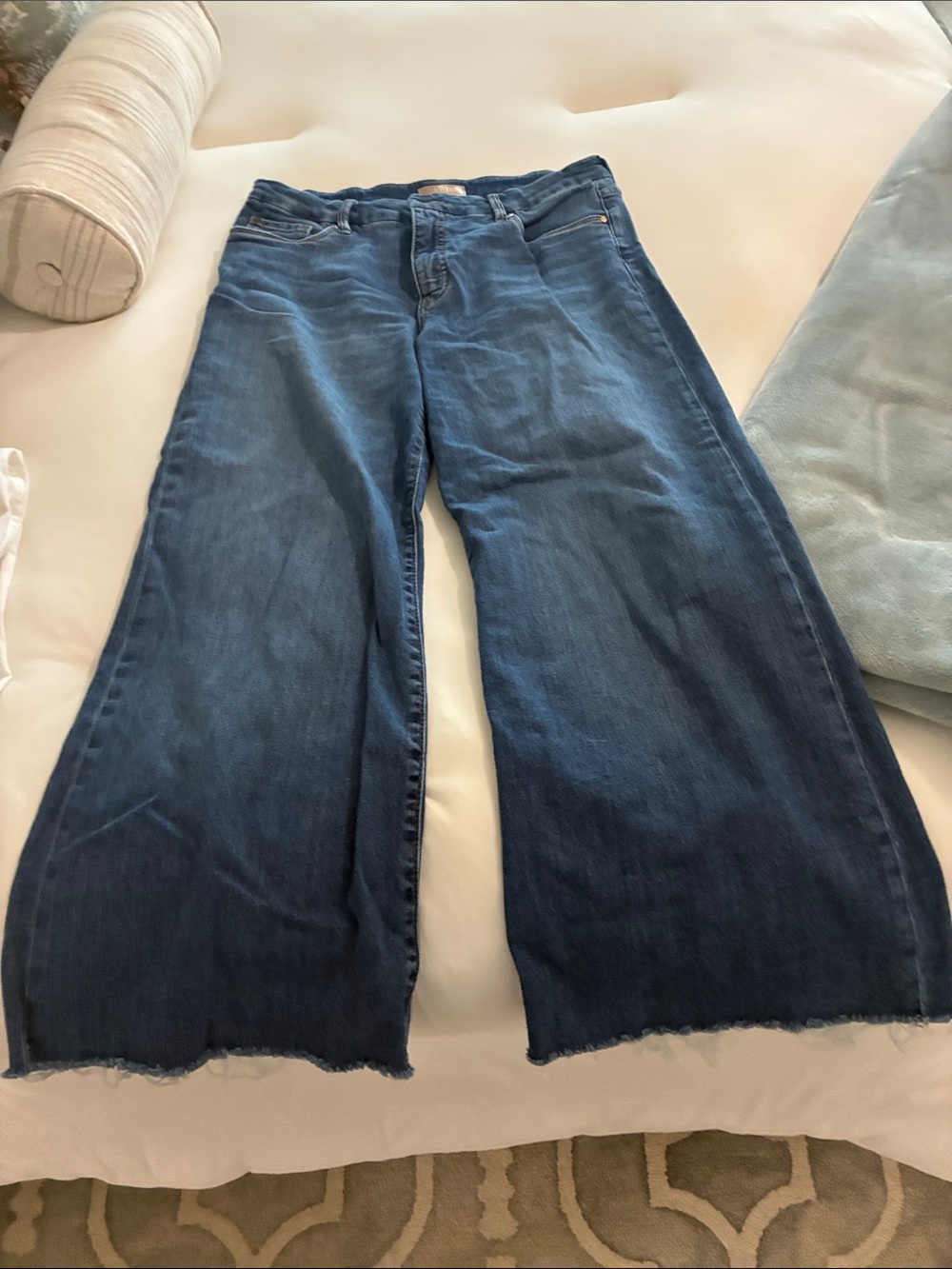 Kut from the Kloth Dark Blue Wide-Leg Raw Hem Jeans